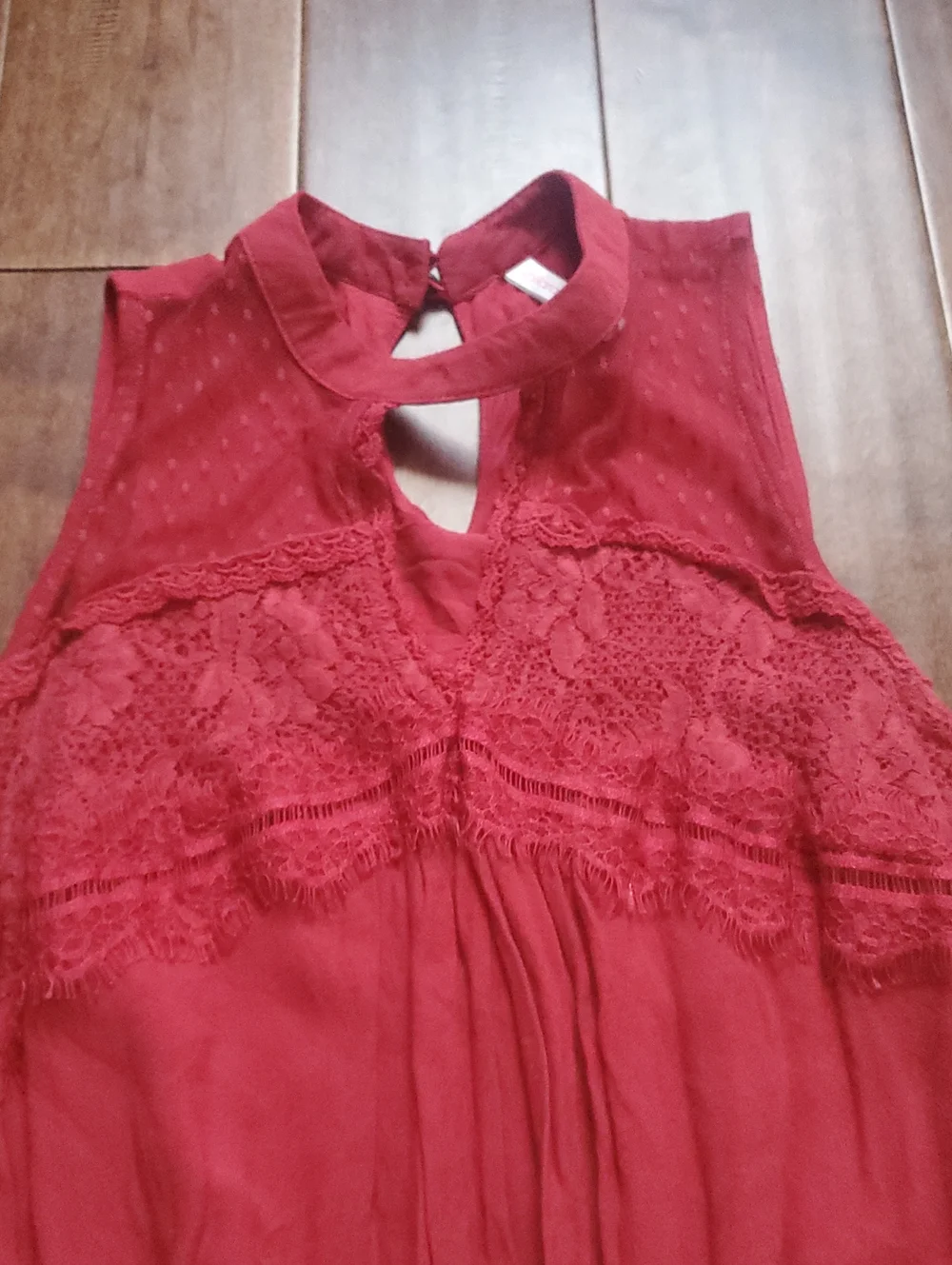 Xhilaration sleeveless red